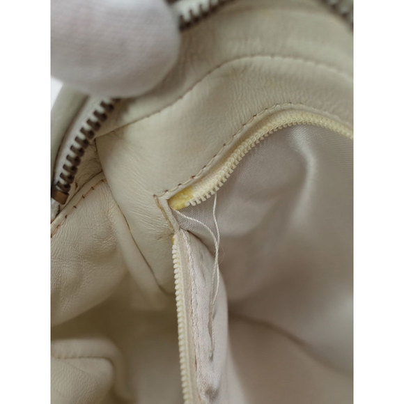 Chanel Coco Mark Chain Shoulder Bag White - Picture 8 of 8